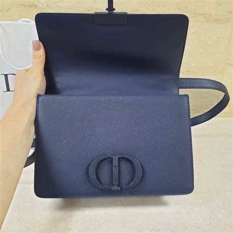 dior 30 montaigne bag price singapore|Dior montaigne bag price.